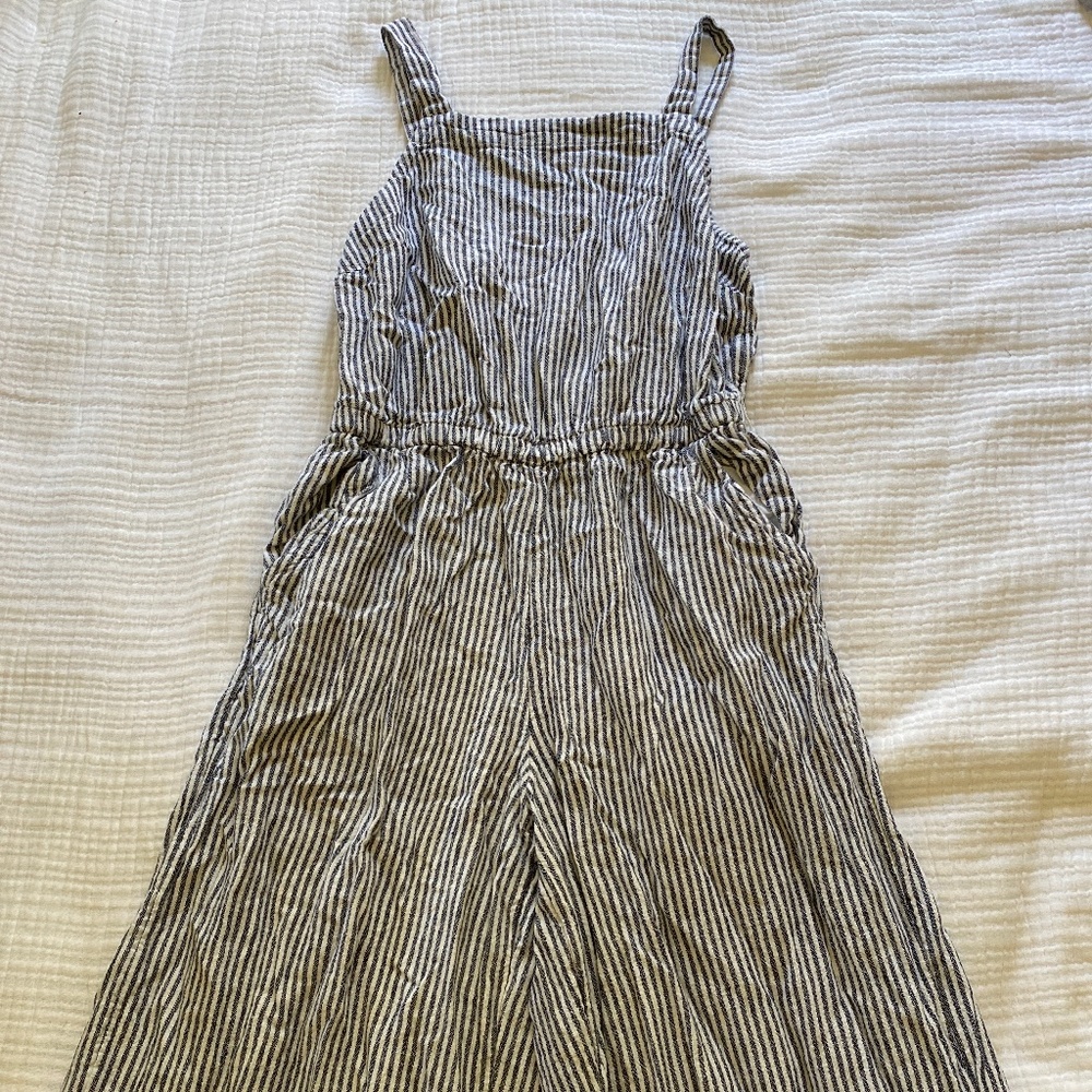 Old navy wide leg jumpsuit size xs